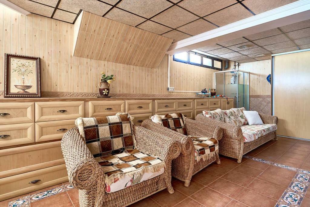 Casa De Sueno En La Playa Villa Adra Exteriör bild